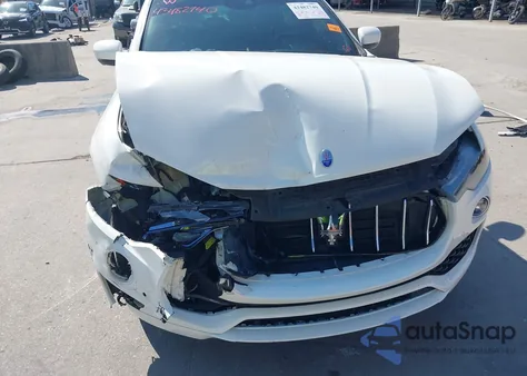 2019 Maserati Levante z USA, uszkodzony, nr VIN ZN661XUA2KX310419